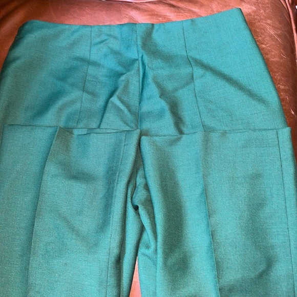 Prada deep emerald wool dress pants, size 42 (US 6) - Picture 3 of 12